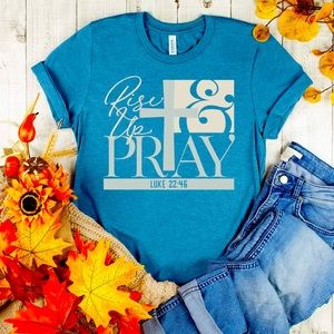 Super soft and comfy, true to size graphic tee.